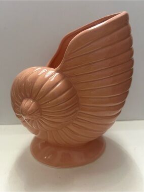 Vintage Peach Ceramic Nautilus Shell Planter Vase 6.5” Costal Decor
